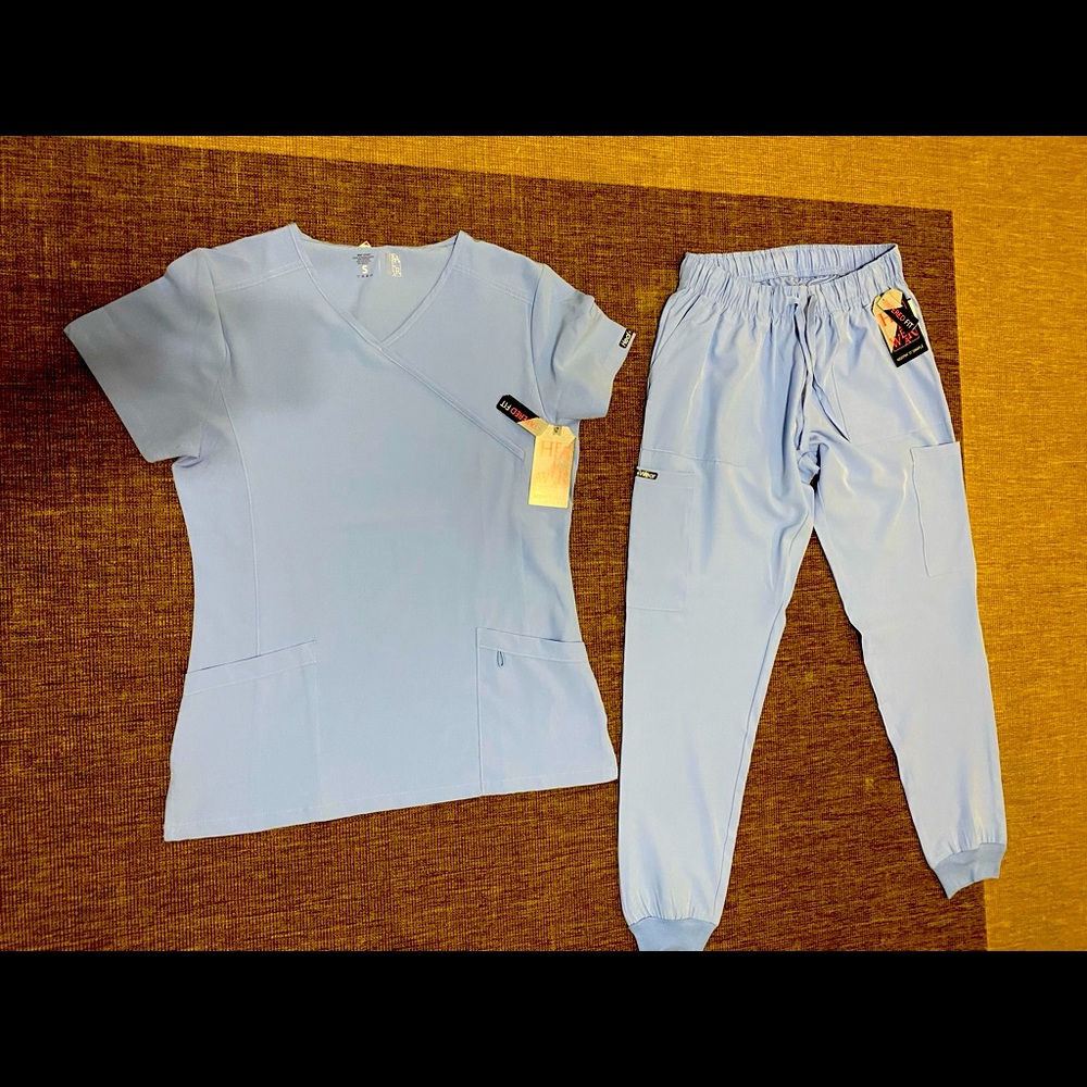 Scrubs set new with tag